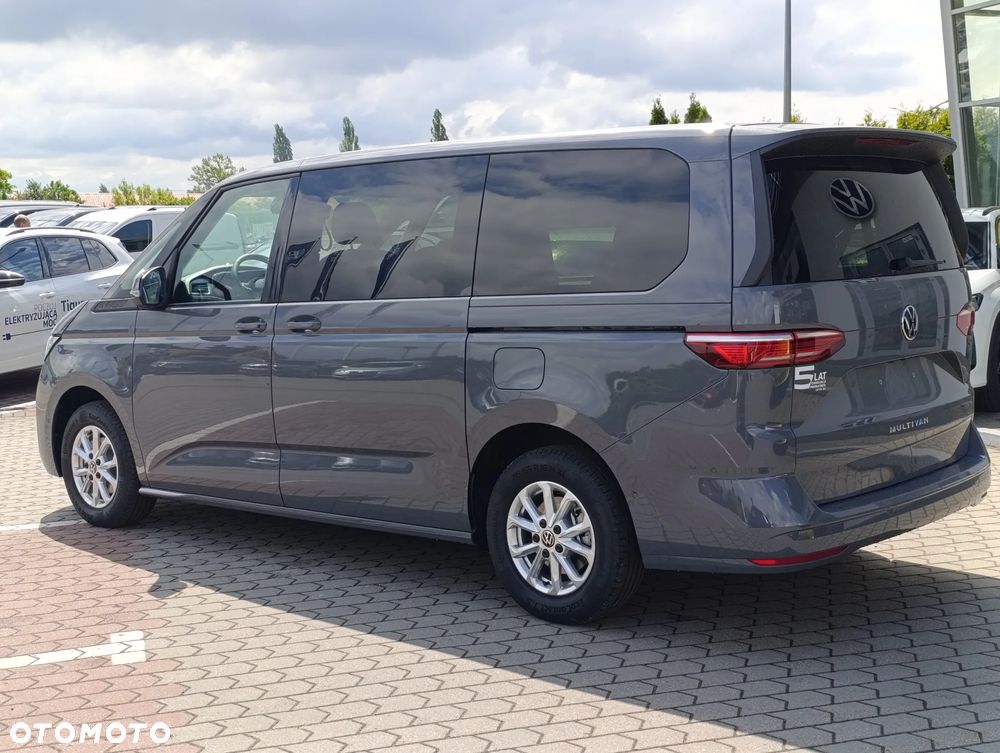 Volkswagen Multivan - 7
