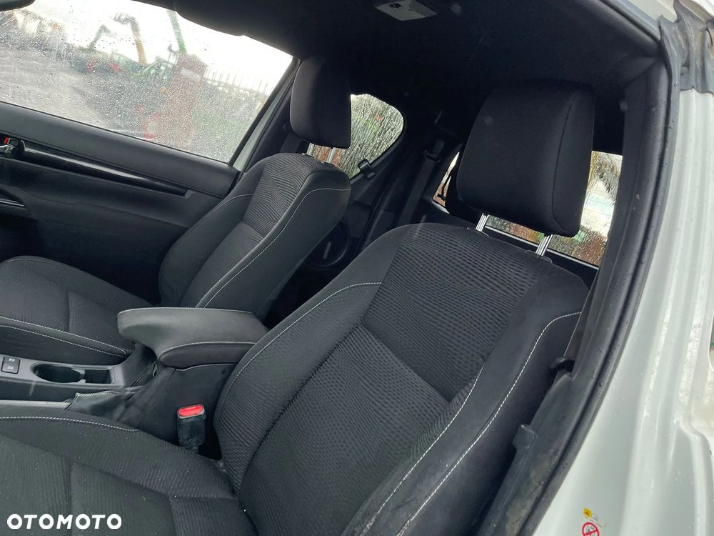 Toyota Hilux 4x4 Extra Cab Comfort - 18
