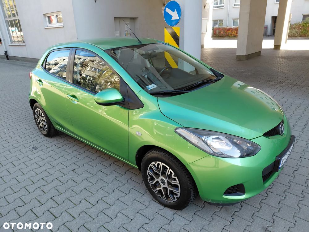 Mazda 2 2008 photo 3