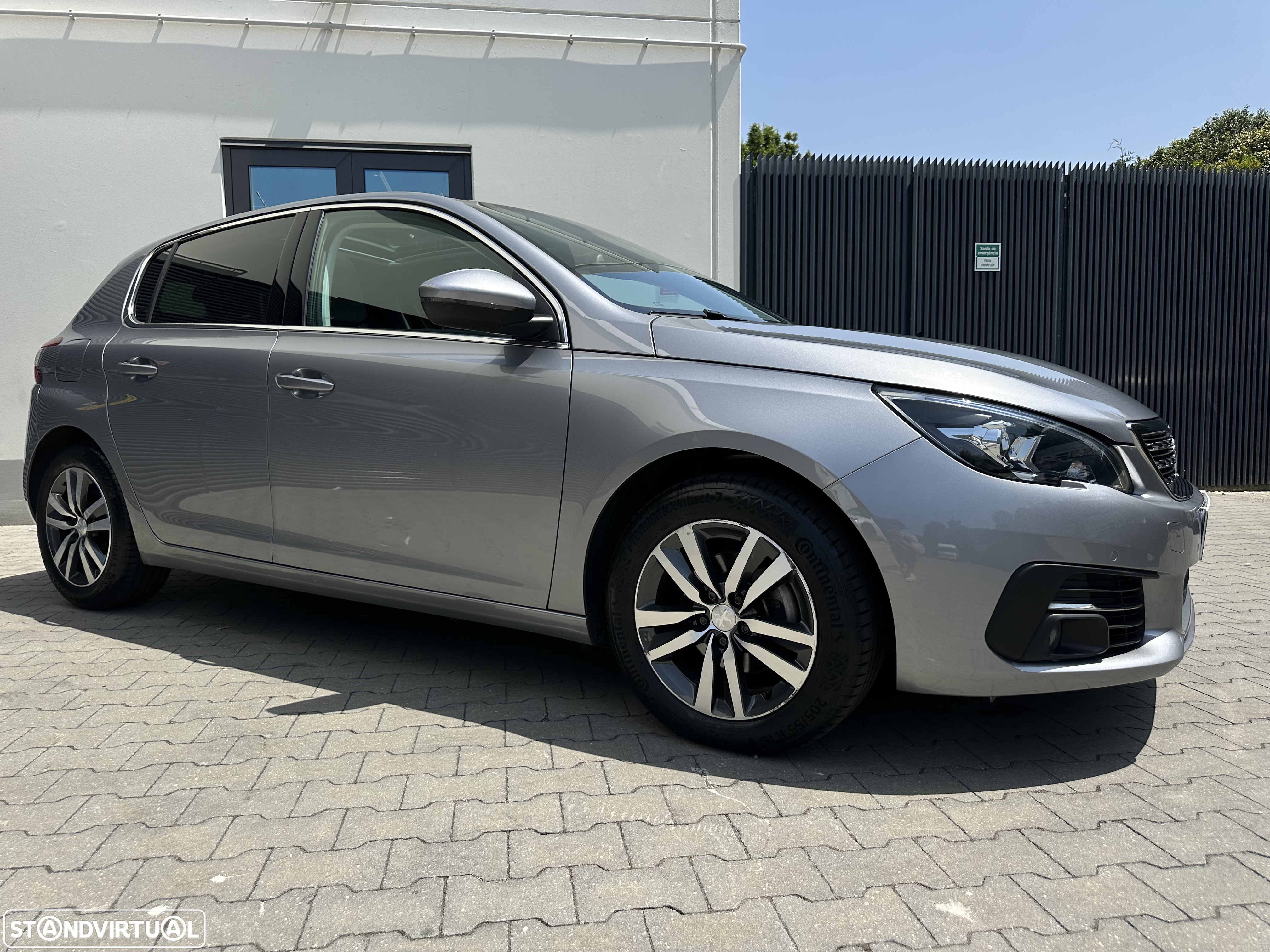 Peugeot 308 1.2 PureTech Allure Pack EAT8 - 6