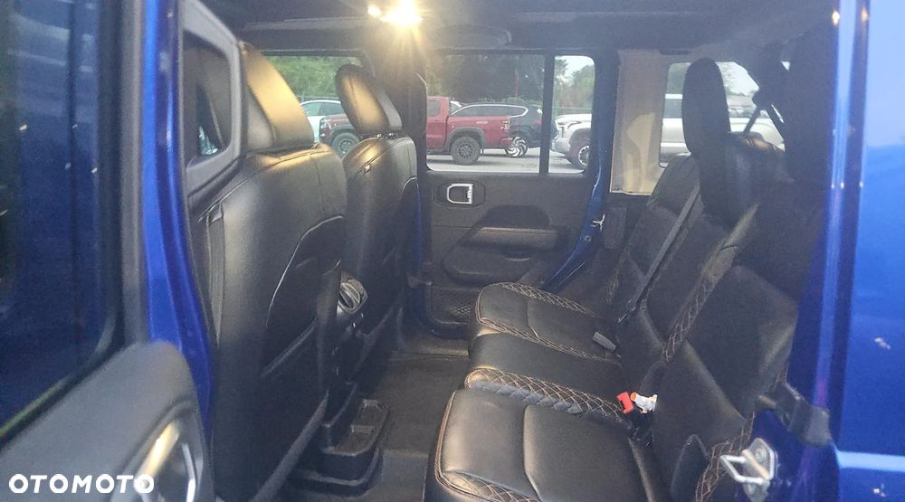 Jeep Wrangler Unlimited 3.6 Automatik Sahara - 12