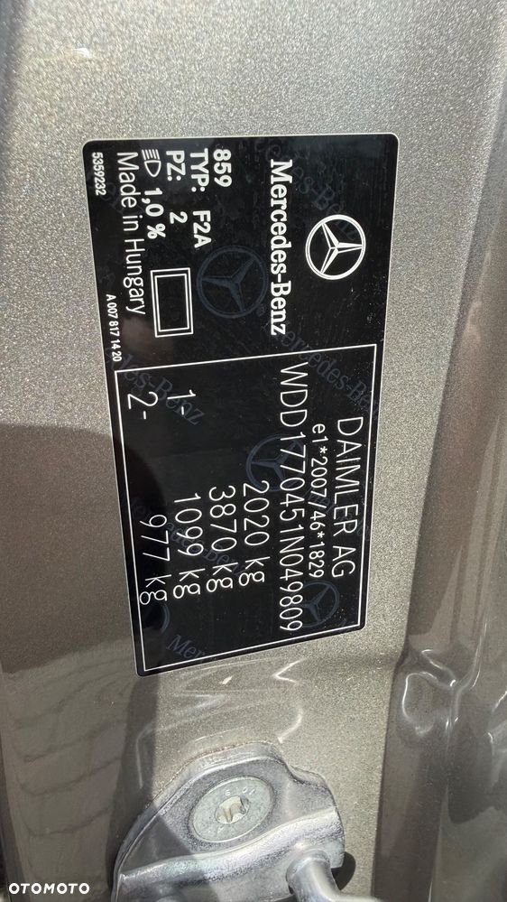 Mercedes-Benz Klasa A 220 4-Matic 7G-DCT - 26