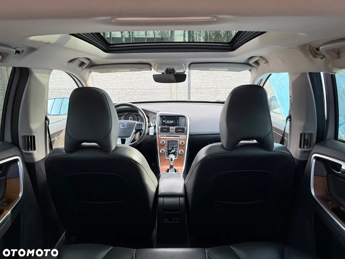Volvo XC 60 T5 Drive-E Momentum - 32