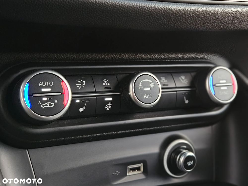 Alfa Romeo Stelvio 2.0 Turbo TI Q4 - 35