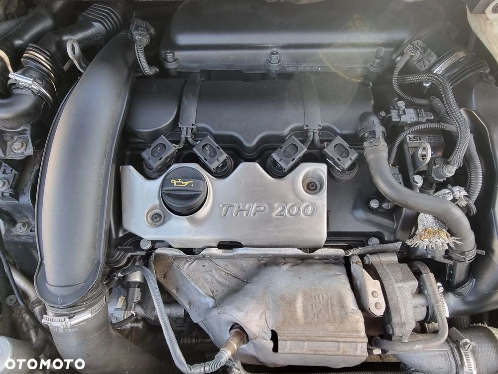 Peugeot RCZ 1.6 200 THP - 10