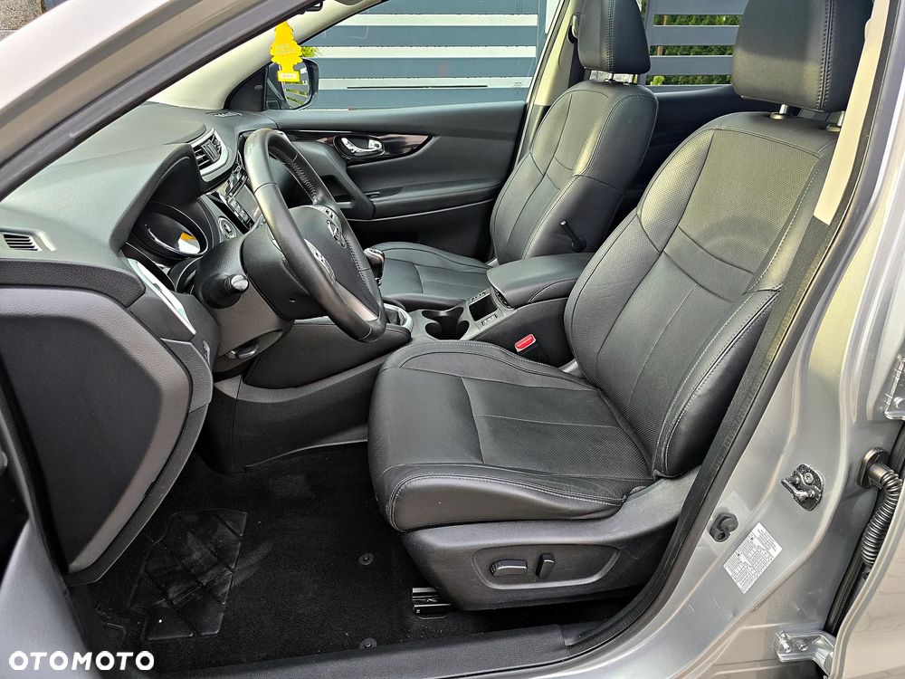 Nissan Qashqai 1.5 dCi 360 - 32