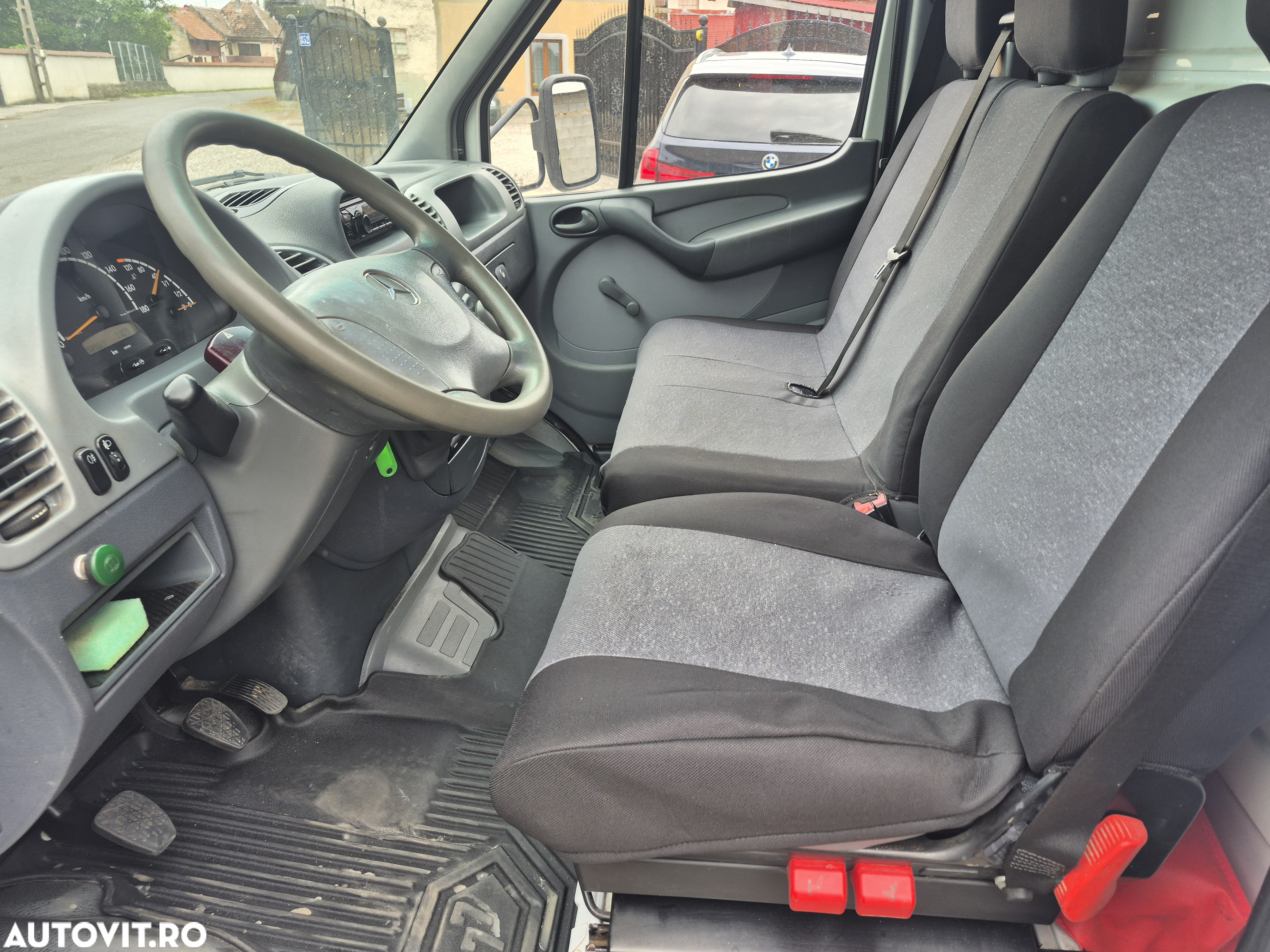 Mercedes-Benz Sprinter 416 - 15