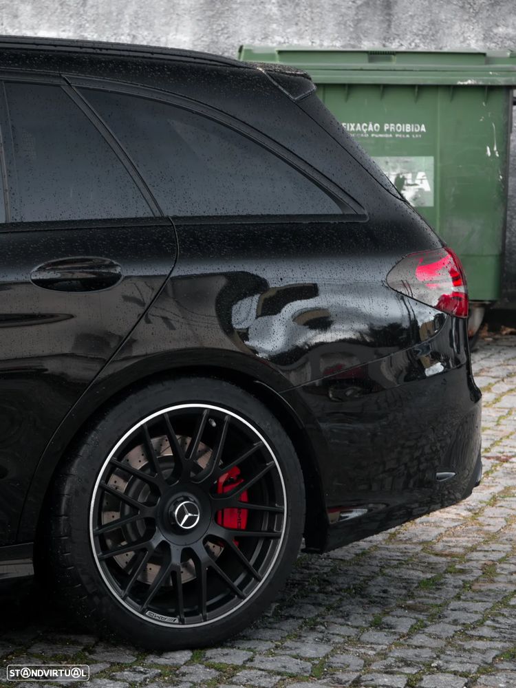 Mercedes-Benz C 63 AMG S - 33
