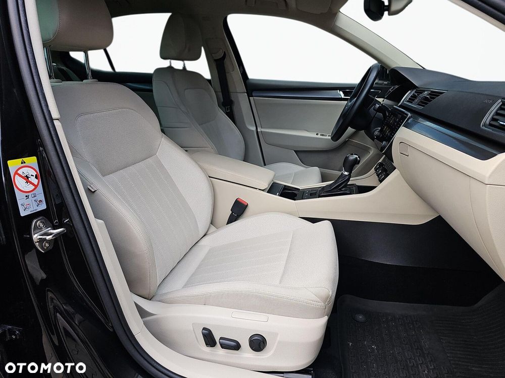 Skoda Superb - 35