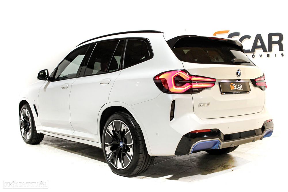 BMW iX3 M Sport Impressive - 4