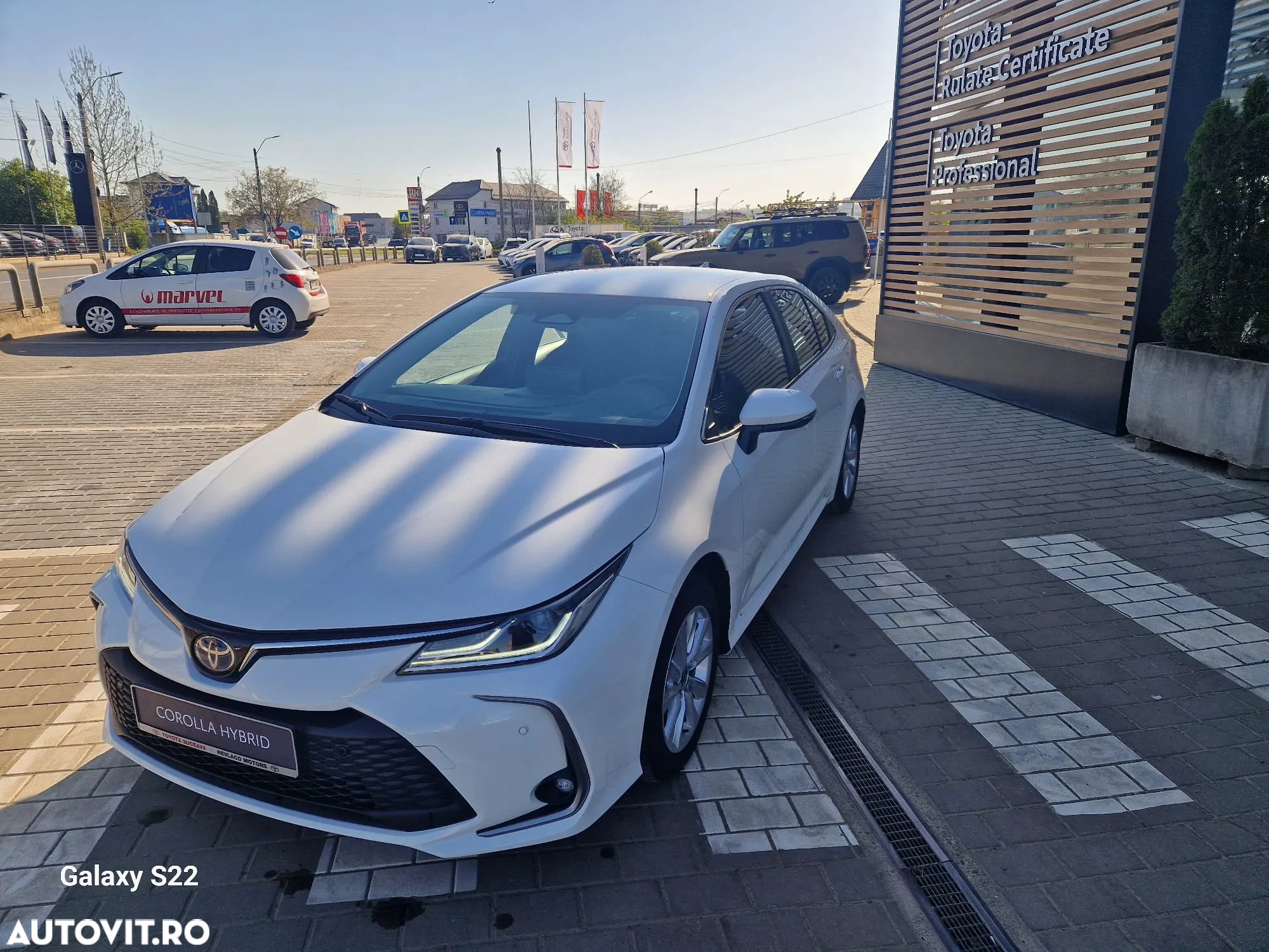 Toyota Corolla 1.8 HSD Business - 3