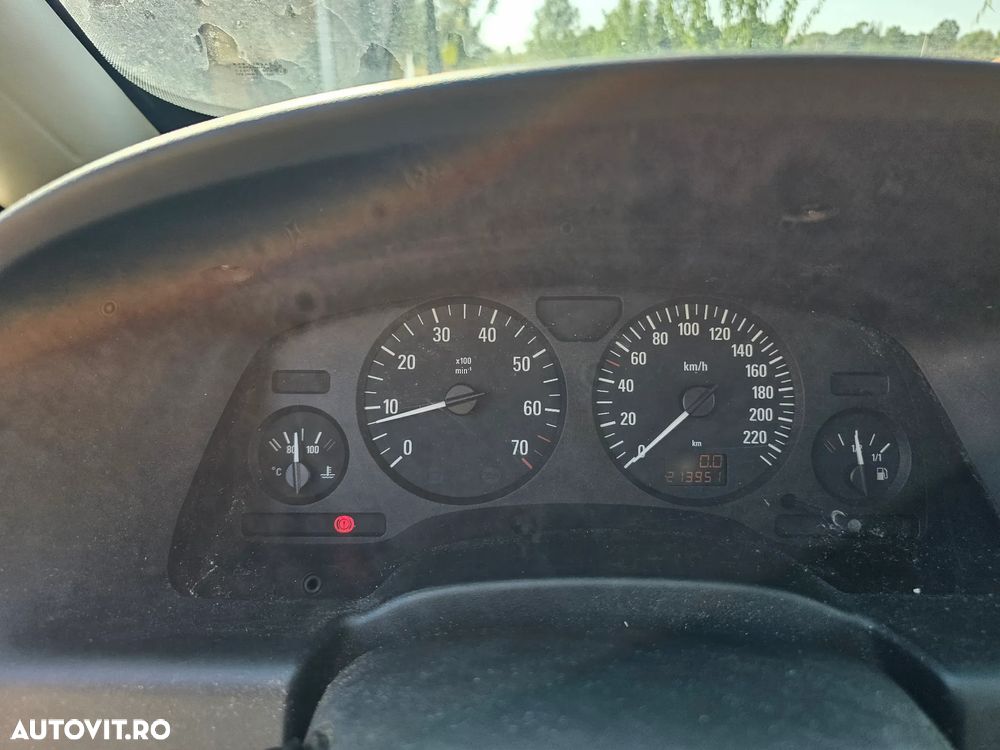 Opel Zafira 1.8 Njoy - 12
