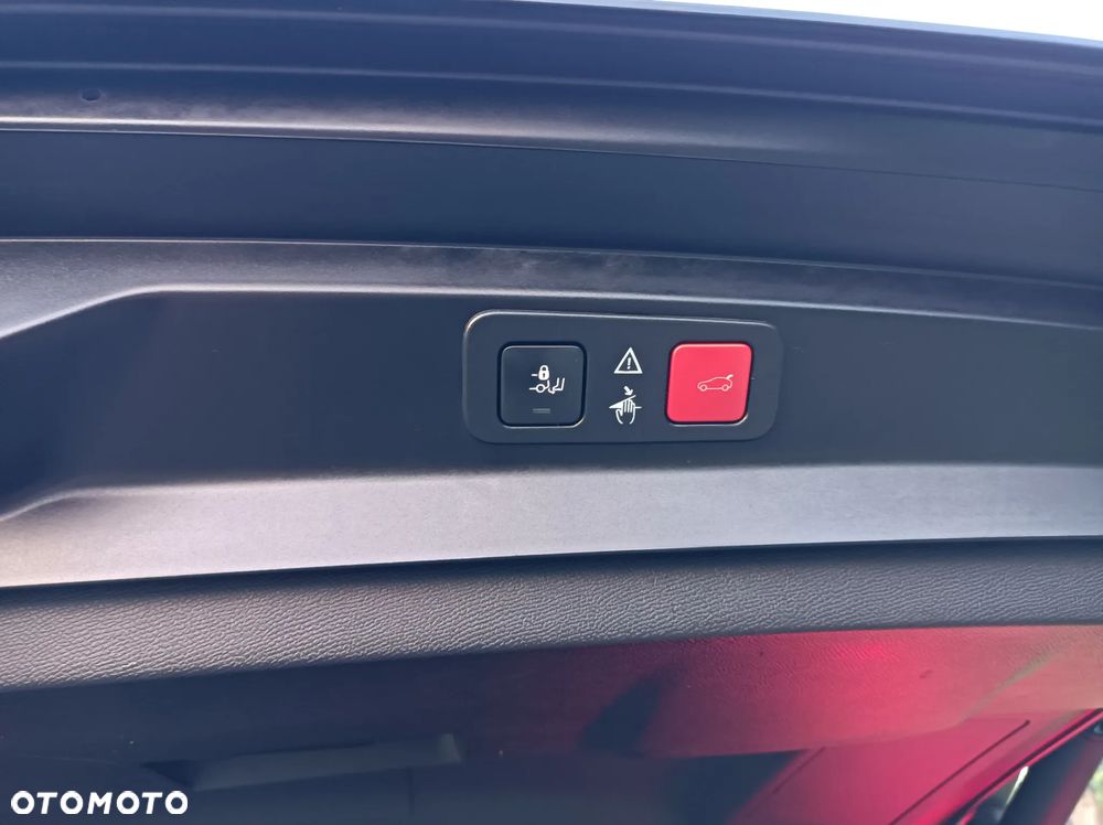 Peugeot 5008 BlueHDi 180 EAT8 GT - 24