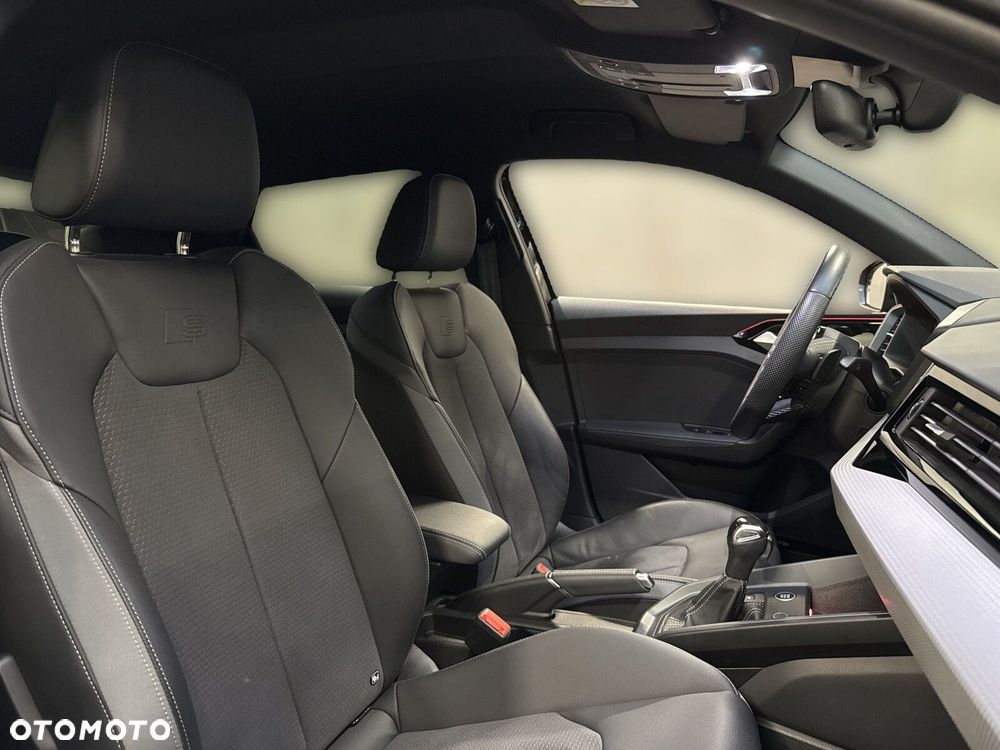 Audi A1 Sportback 40 TFSI S-Line S tronic - 16