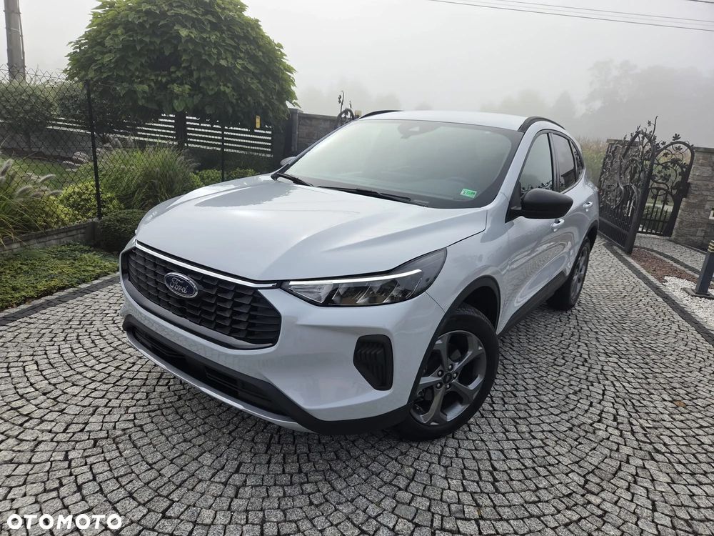 Ford Kuga - 8