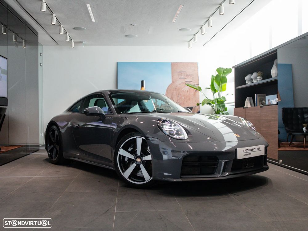 Porsche 911 (992) Carrera S - 6