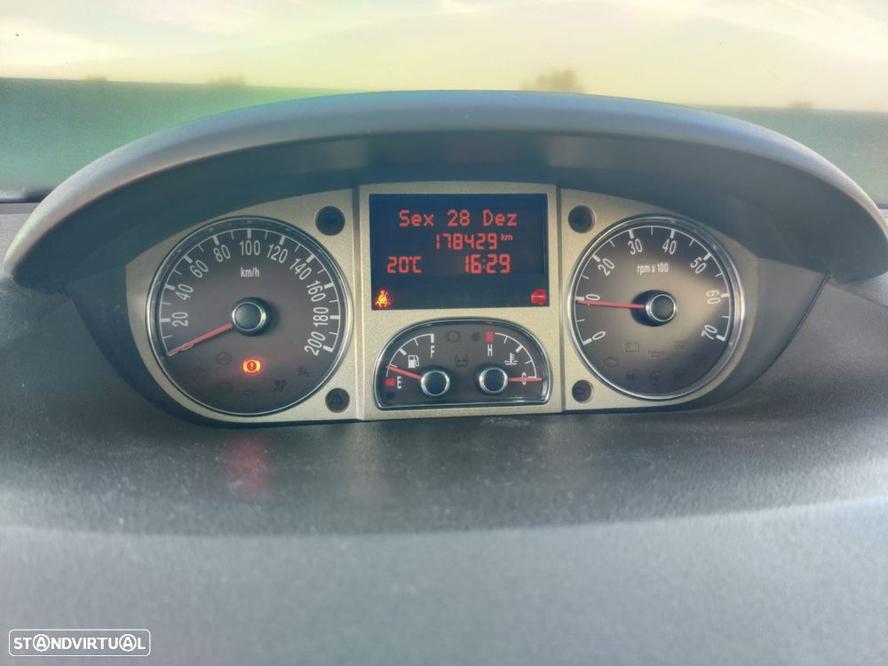 Lancia Musa 1.3 16V M-jet Platino - 2