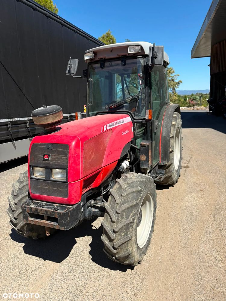 Massey Ferguson 3435S - 1