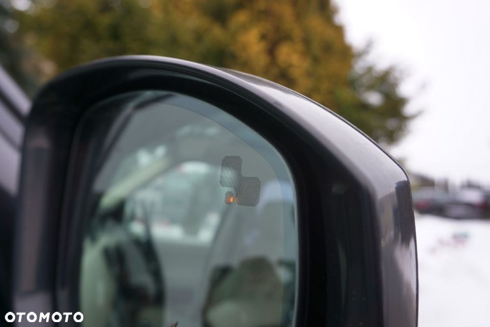 Land Rover Range Rover - 25