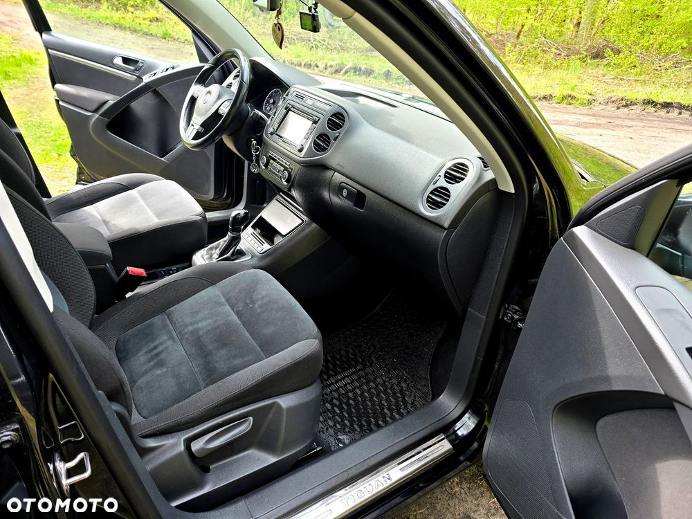 Volkswagen Tiguan 2.0 TDI DPF 4Motion BlueMotion Technology DSG Cup Sport & Style - 14