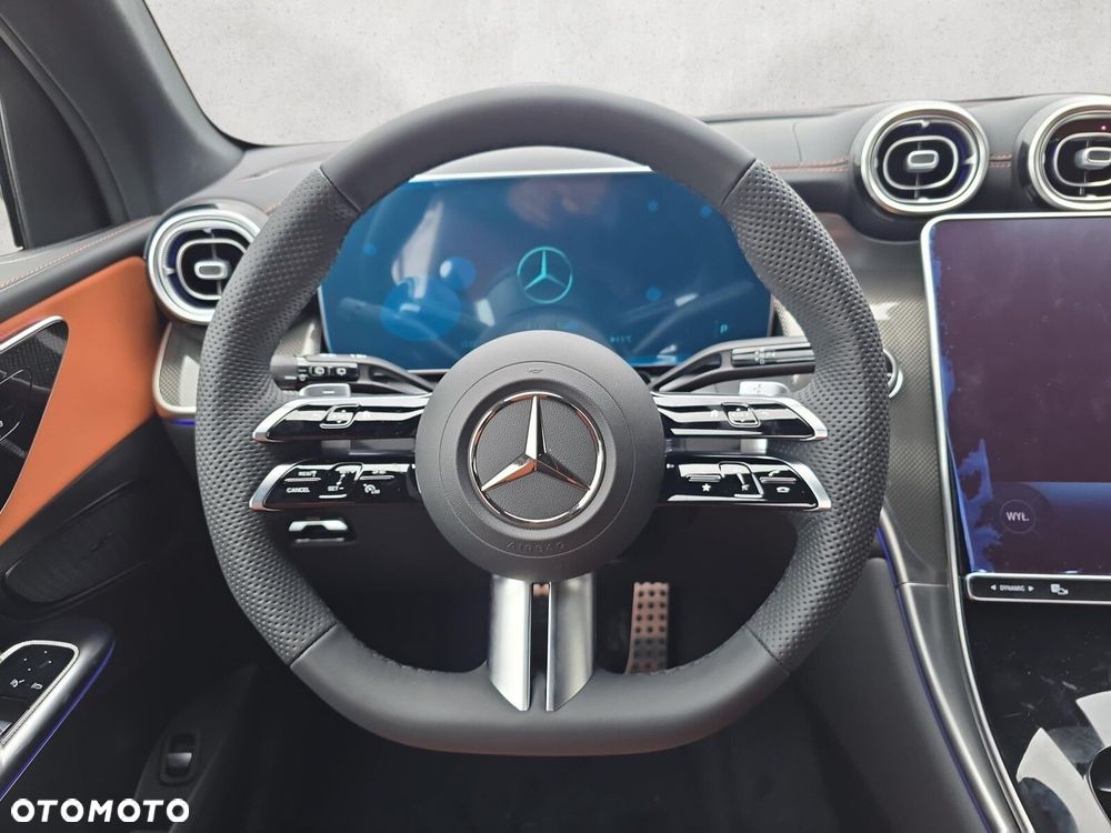 Mercedes-Benz GLC - 15