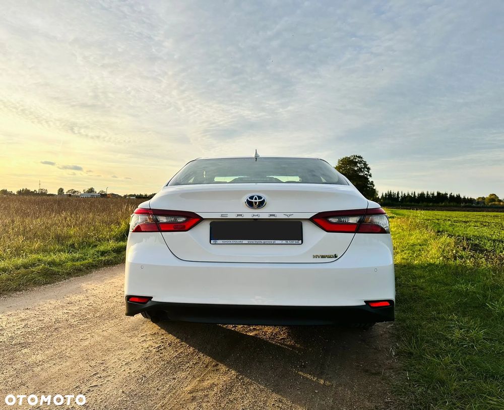 Toyota Camry 2.5 Hybrid Comfort CVT - 4