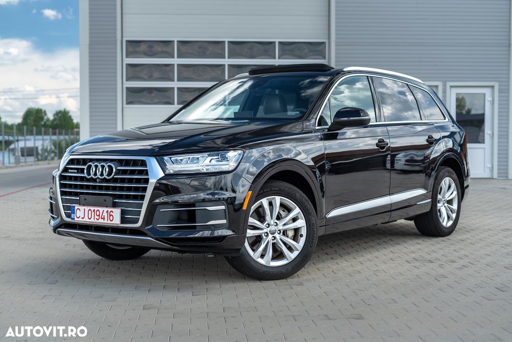 Audi Q7 - 1