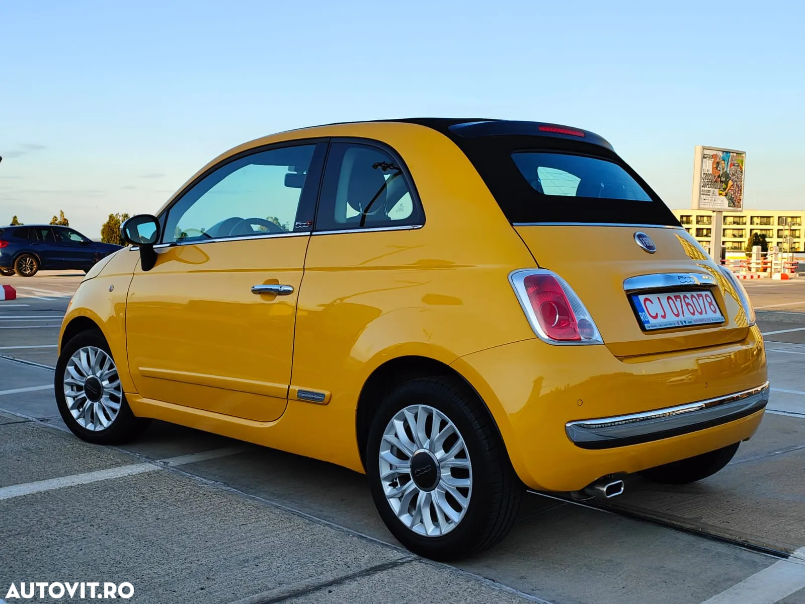 Fiat 500 1.2 Cabrio Lounge - 4