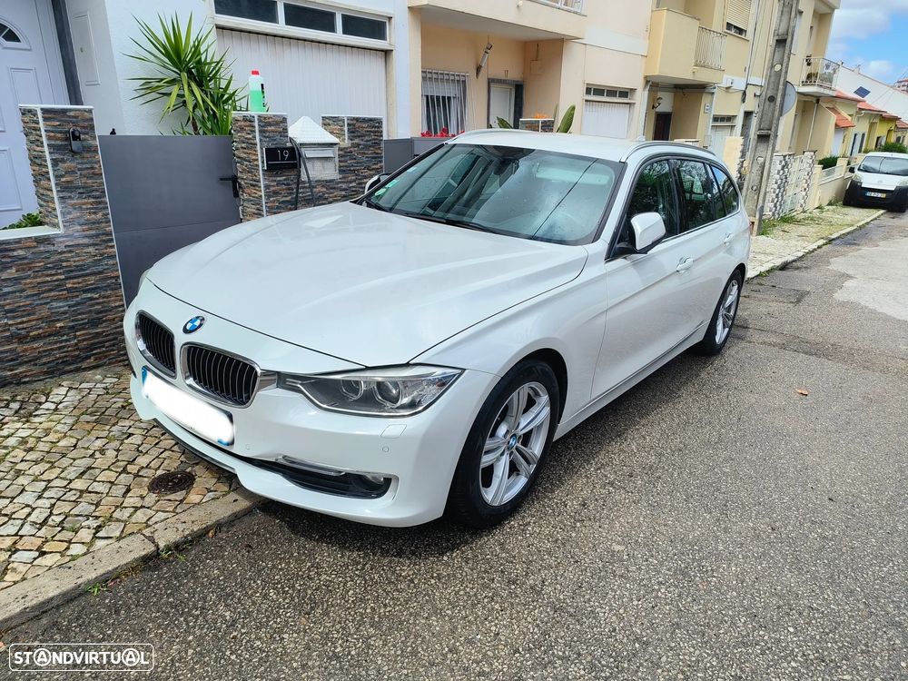 BMW 320 d EfficientDynamics Line Luxury - 1
