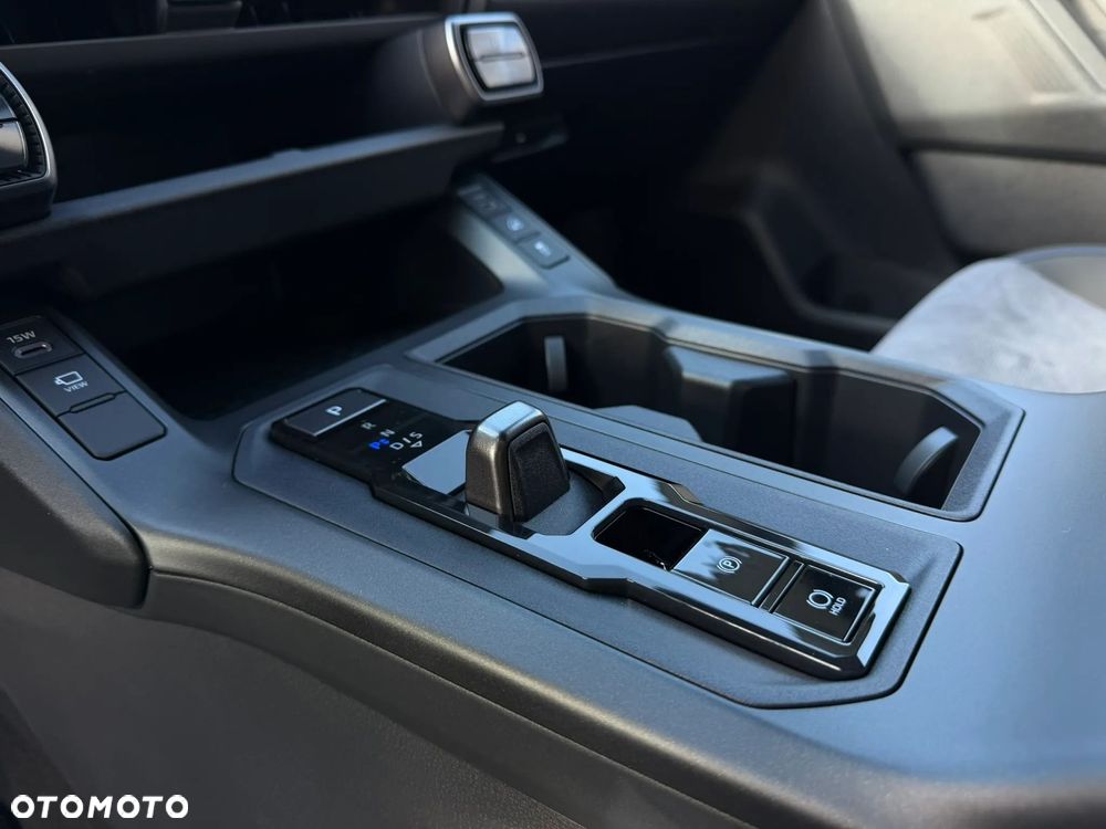 Suzuki Across 2.5 Plug-in Hybrid Elegance 4WD CVT - 22