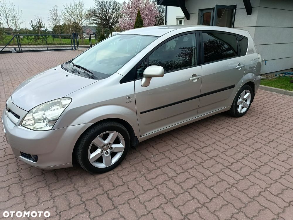 Toyota Corolla Verso 1.8 Prestige 7os - 4