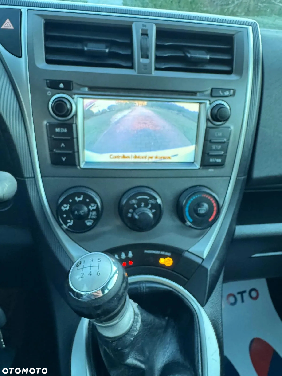 Toyota Verso S 1.33 Luna - 11