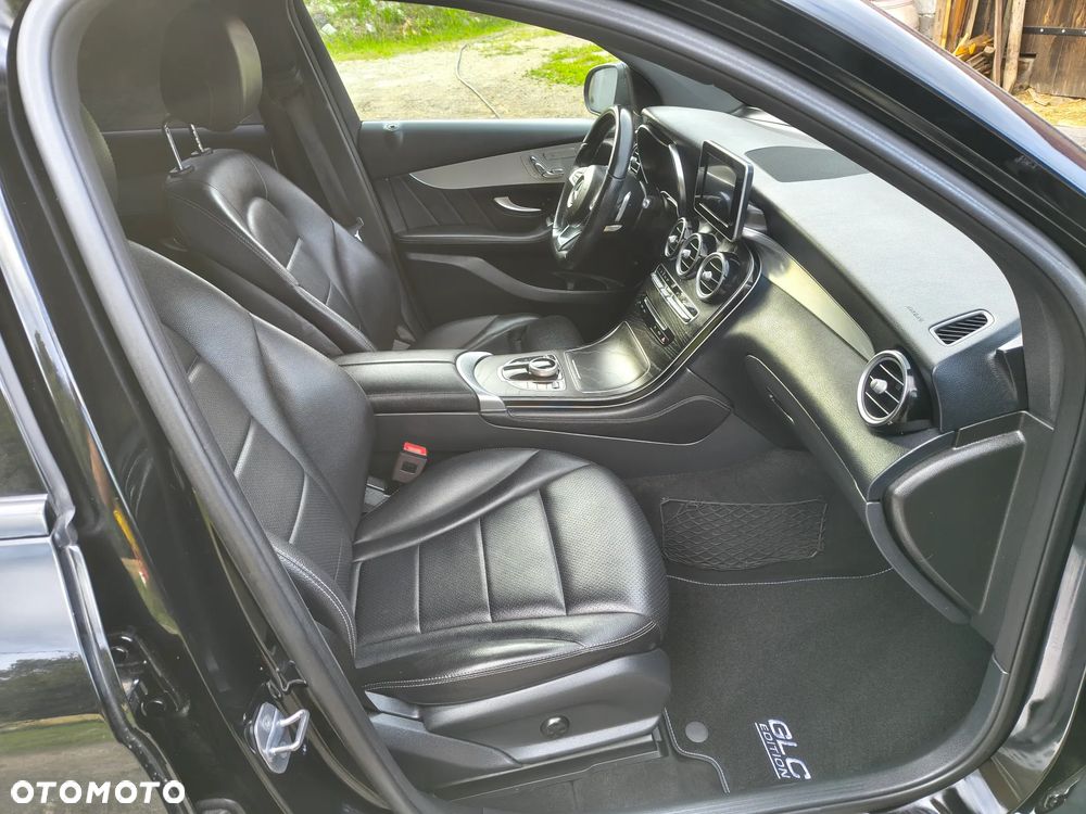 Mercedes-Benz GLC - 16