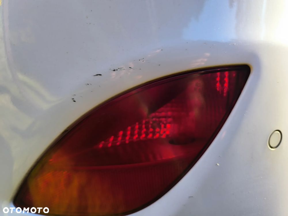 Hyundai i30 1.6 Comfort - 12