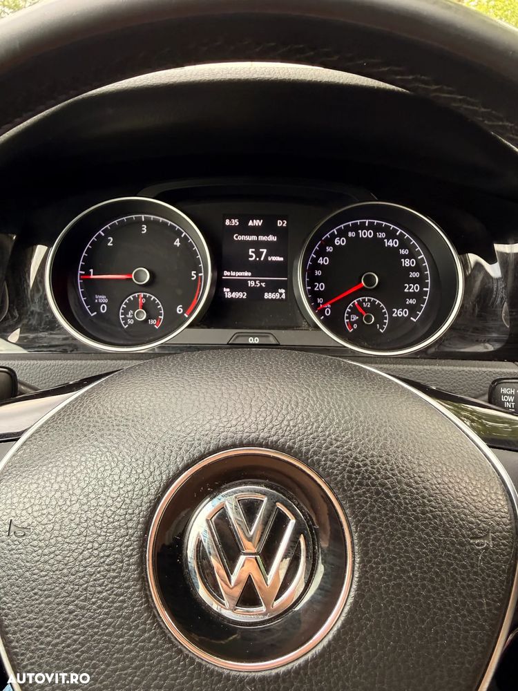 Volkswagen Golf - 4