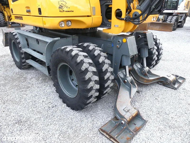 Liebherr A910 Compact / Sprowadzona / Super Stan / - 31