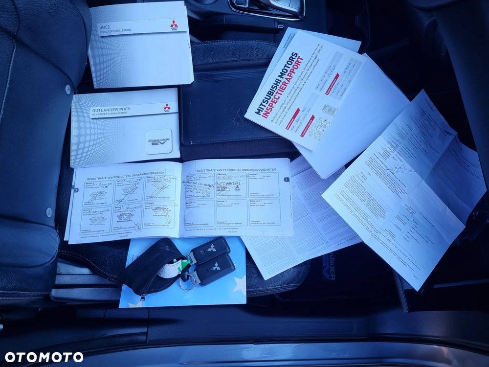 Mitsubishi Outlander 2.0 4WD Top - 7