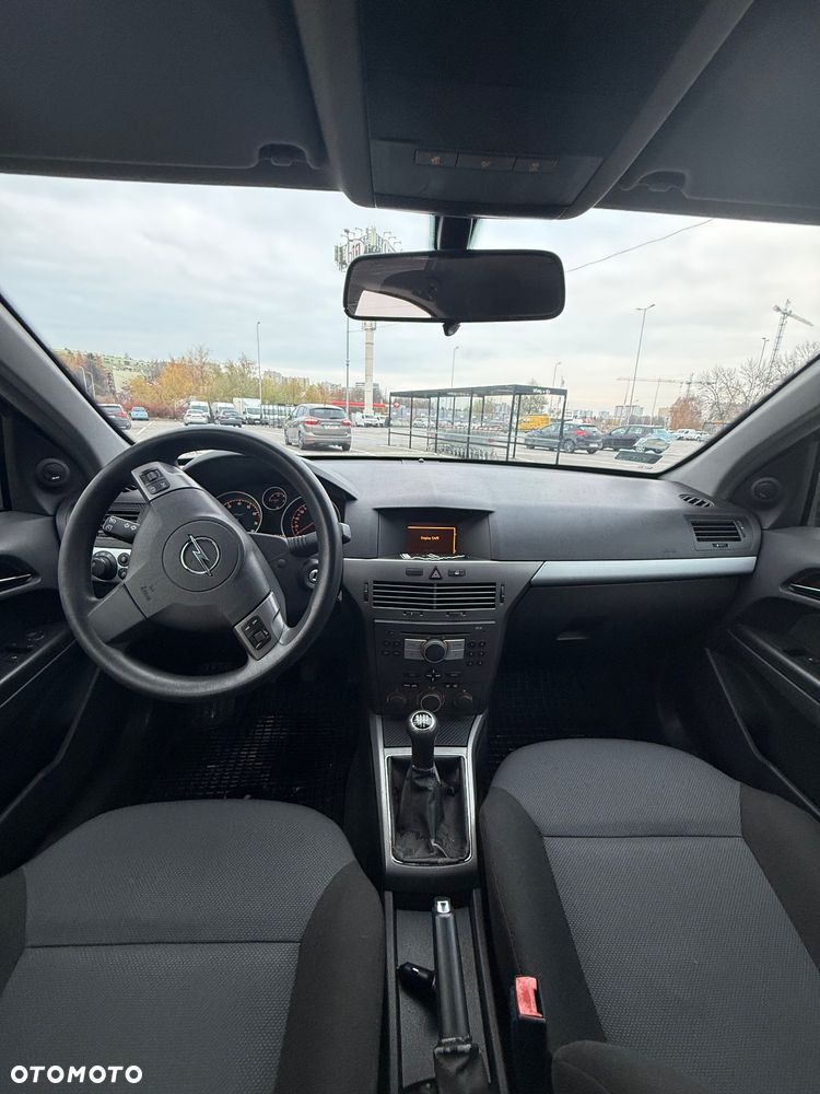 Opel Astra - 8