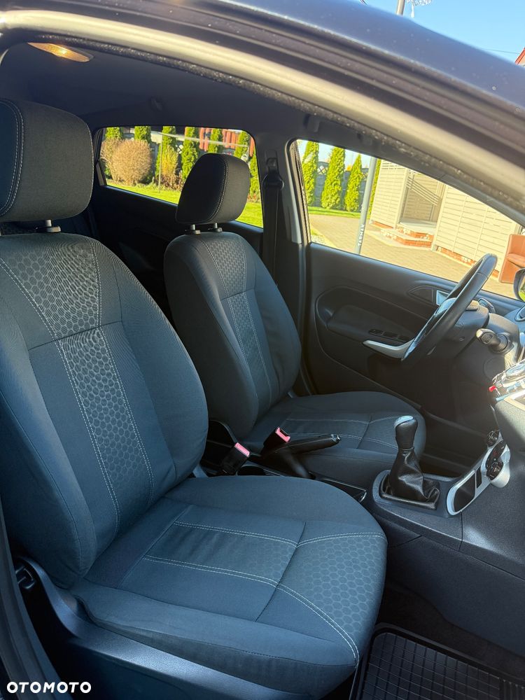 Ford Fiesta 1.4 Titanium - 20