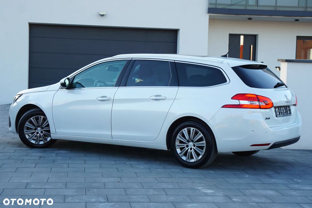 Peugeot 308 BlueHDi 130 Stop & Start Allure Business-Paket - 20