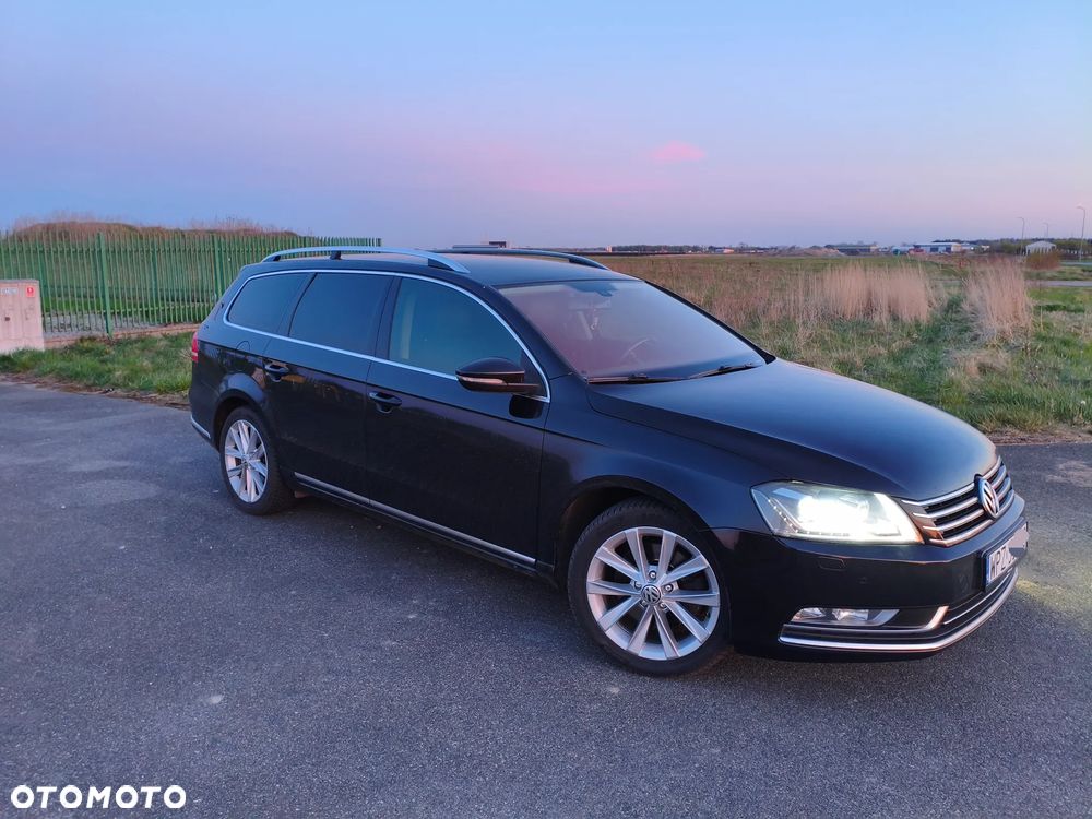 Volkswagen Passat 2.0 TDI Comfortline DSG - 14