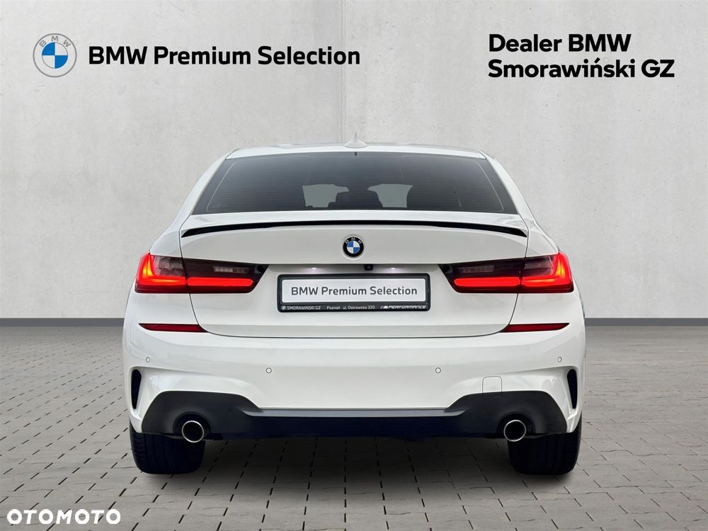 BMW Seria 3 318d - 25