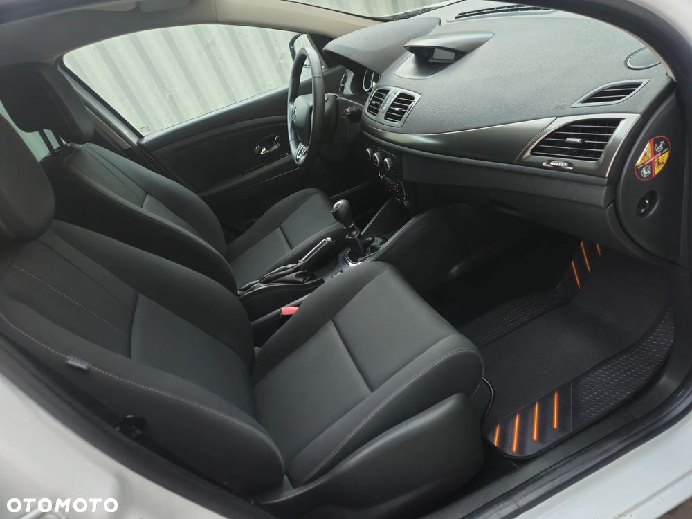 Renault Megane 1.6 16V 110 Authentique - 11