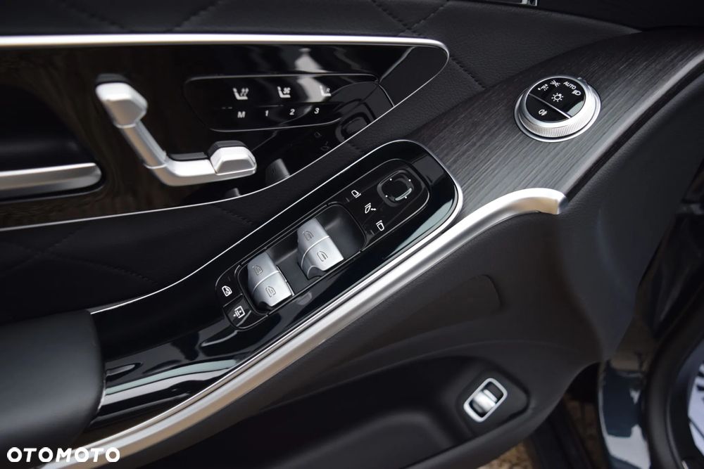 Mercedes-Benz Klasa S 400 d 4Matic L 9G-TRONIC - 19