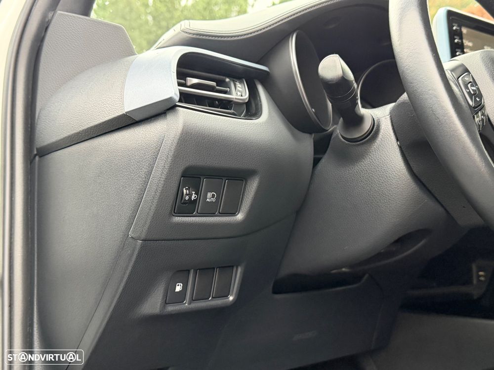 Toyota C-HR 1.8 Hybrid Square Collection - 45