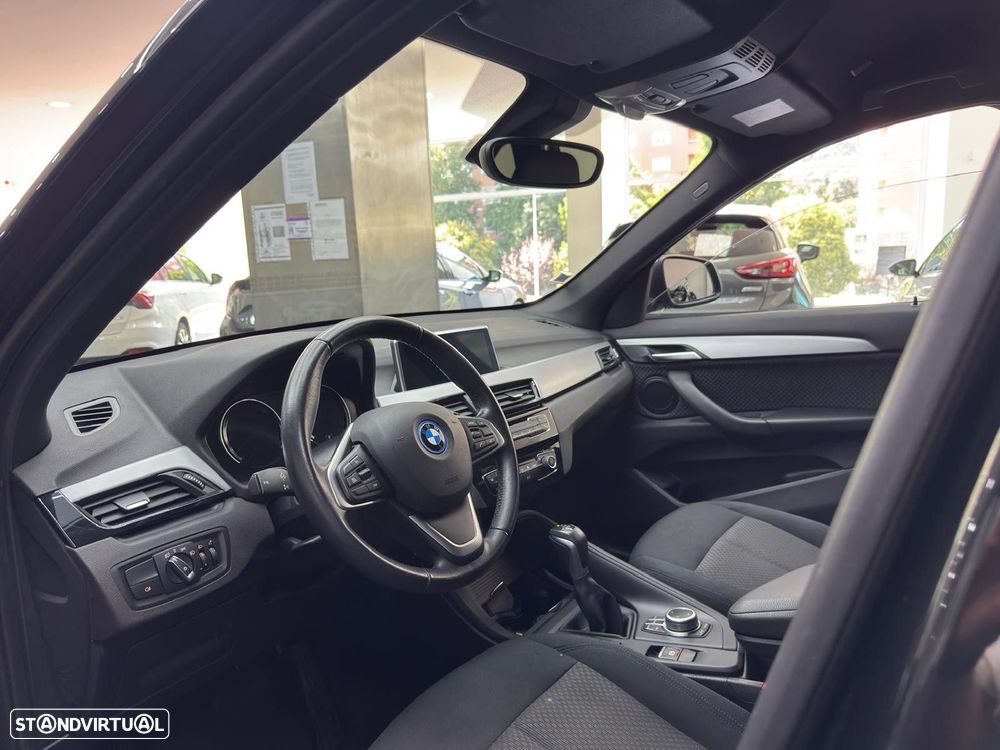 BMW X1 25 e xDrive Line Sport - 30