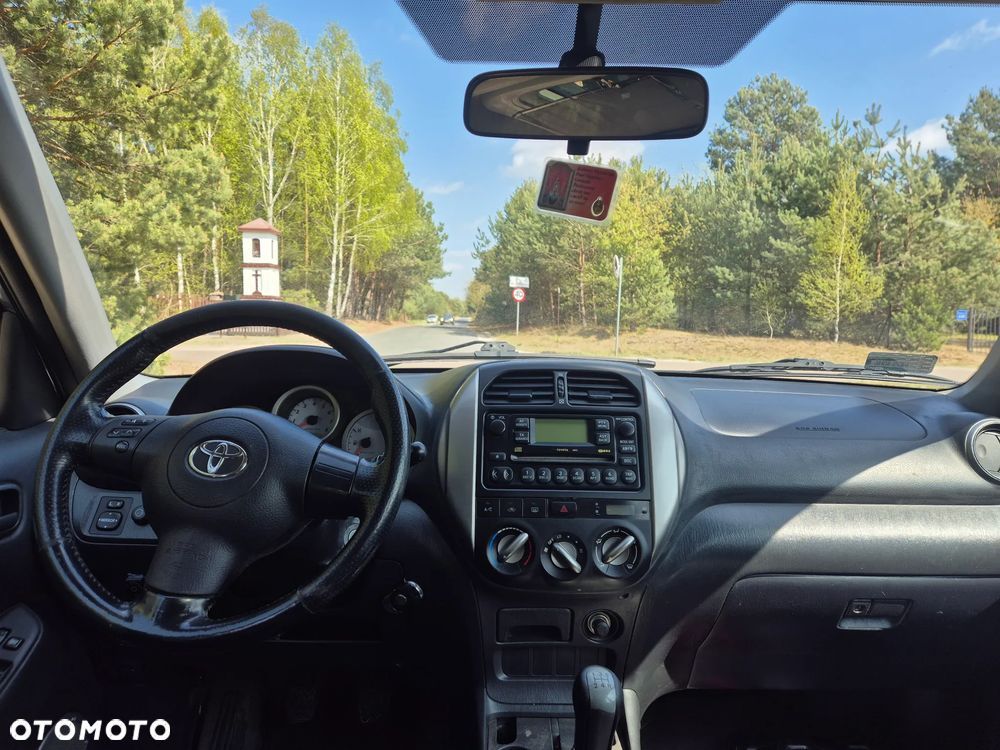 Toyota RAV4 1.8 VVT-i 4x2 - 9