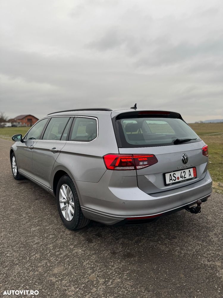 Volkswagen Passat Variant 2.0 TDI DSG (BlueMotion Technology) Comfortline - 14