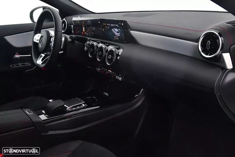 Mercedes-Benz CLA 180 - 15