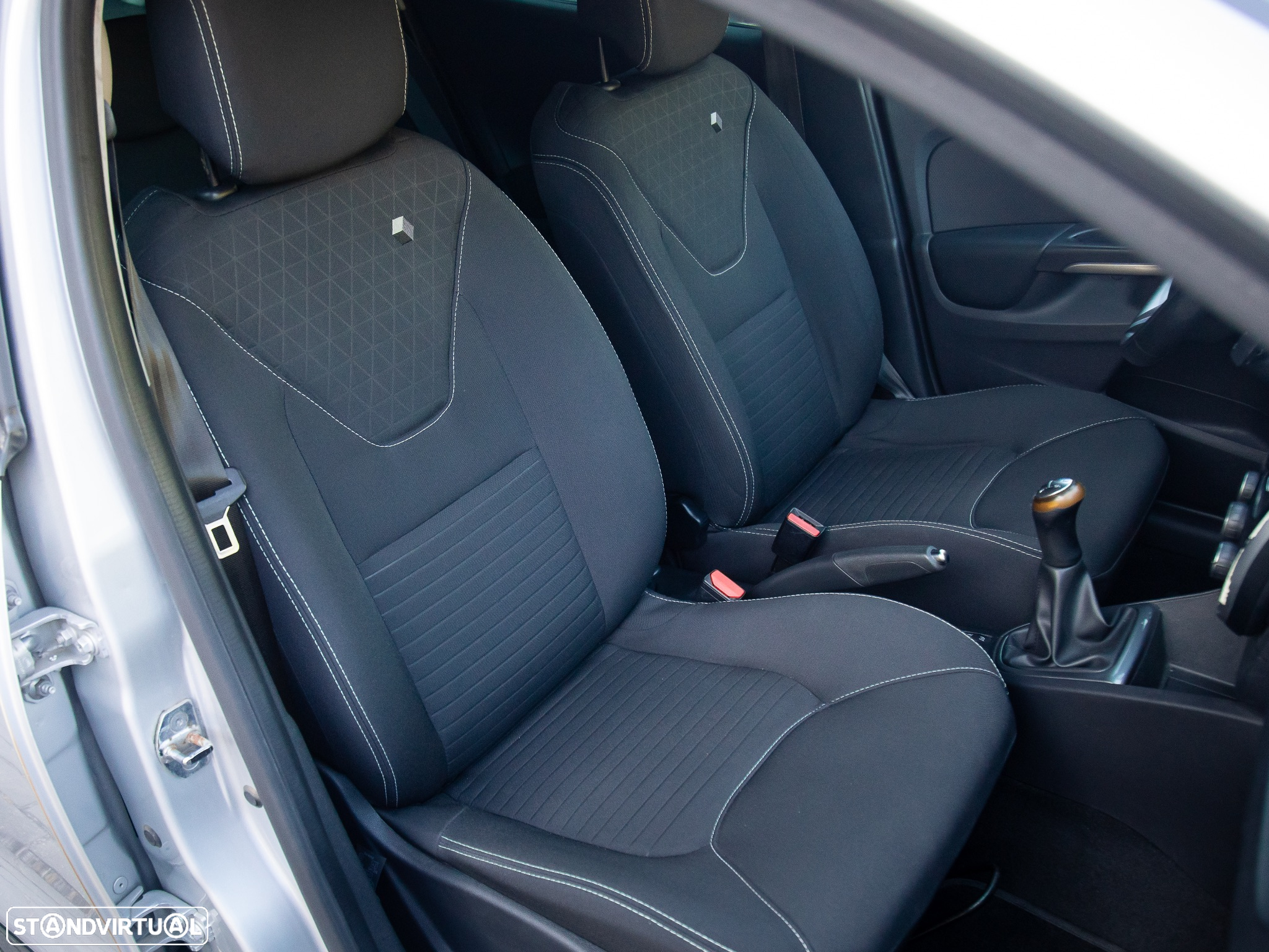 Renault Clio 1.5 dCi Limited - 23